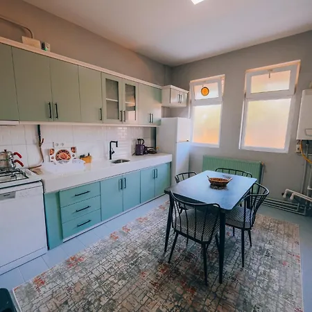 Alphan House * 萨潘贾