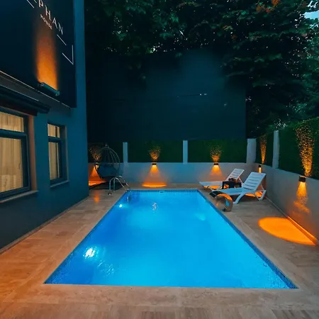 Alphan House *