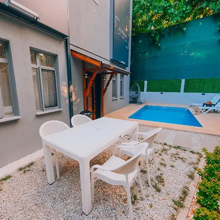 Alphan House