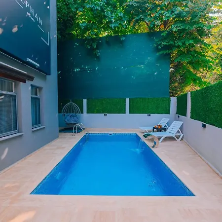 Alphan House Apartamento